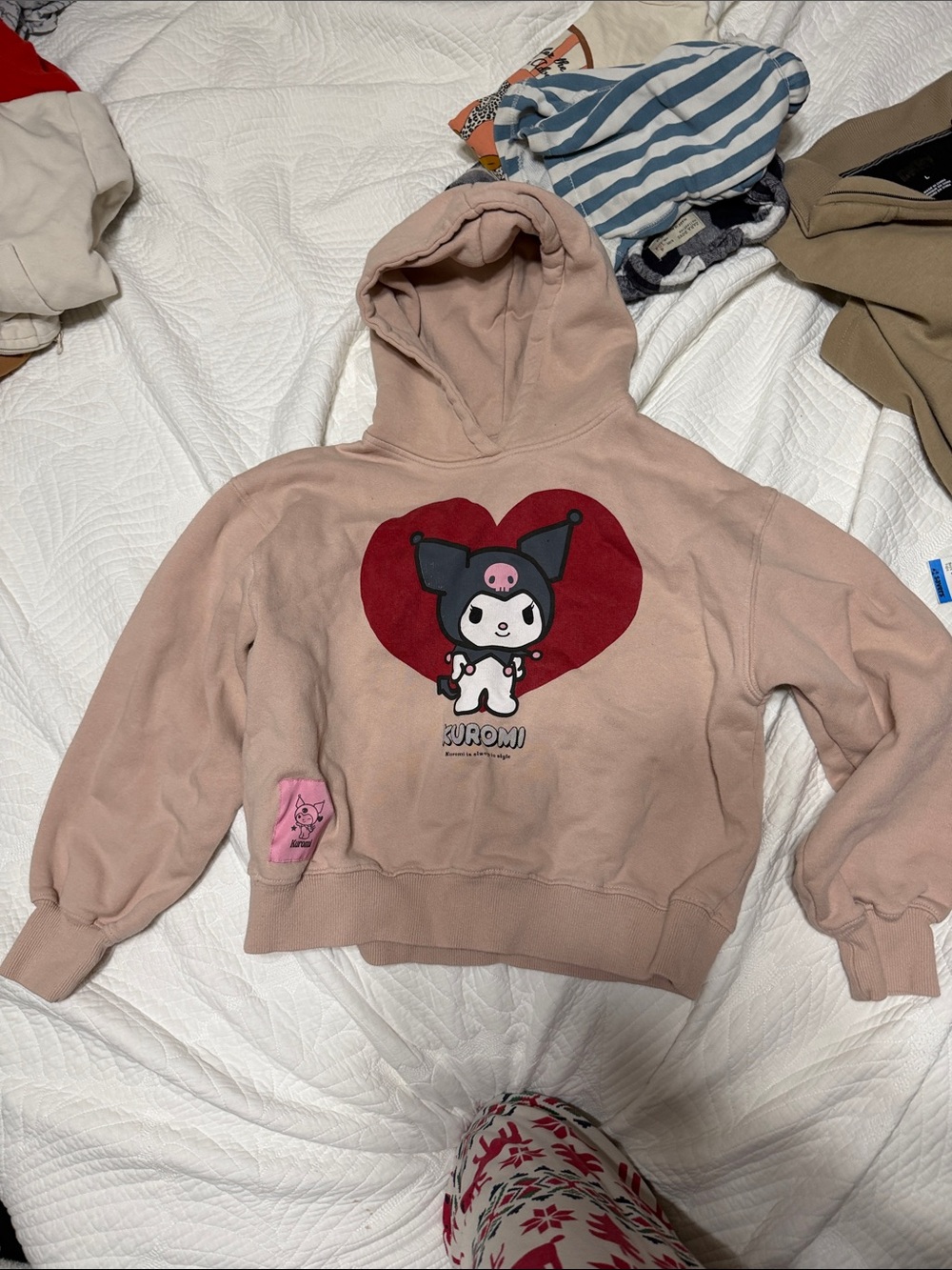 Zara Kuromi Heart Graphic Hooded Sweatshirt - Dusty Pink  size 11-12